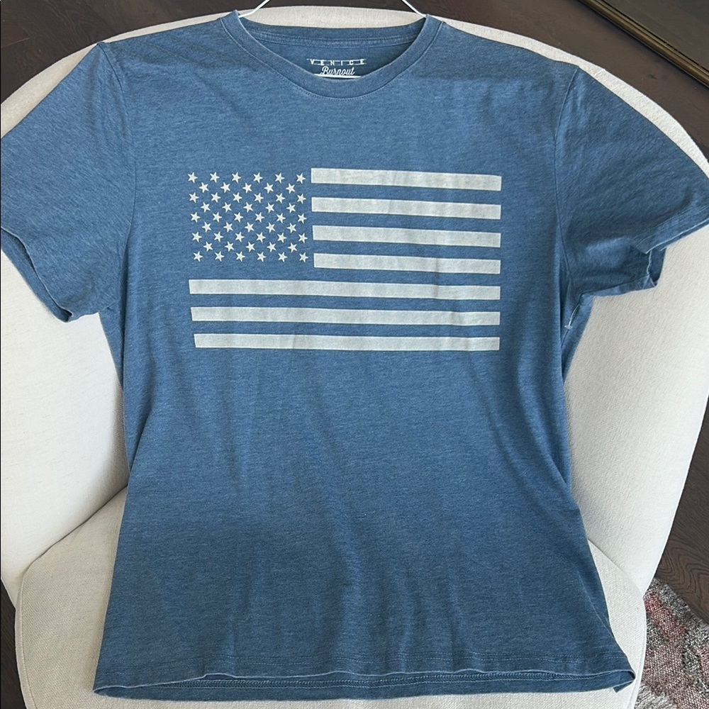 NWOT Men's Blue Flag Graphic T-Shirt